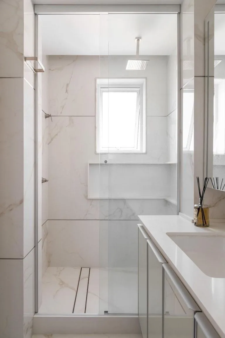 140 m² reformado no Leblon, um por andar — foto 10