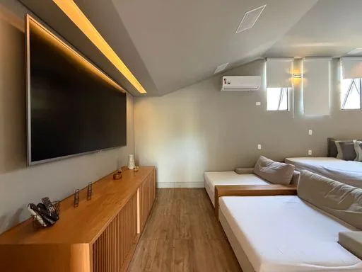 Casa de condomínio na Barra, 1.000 m² em terreno de esquina — foto 1