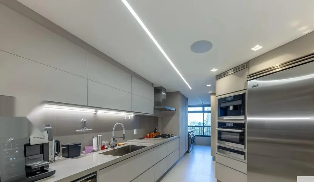 Luxury apartment in Barra da Tijuca — 300 m², gourmet balcony, home office — photo 3