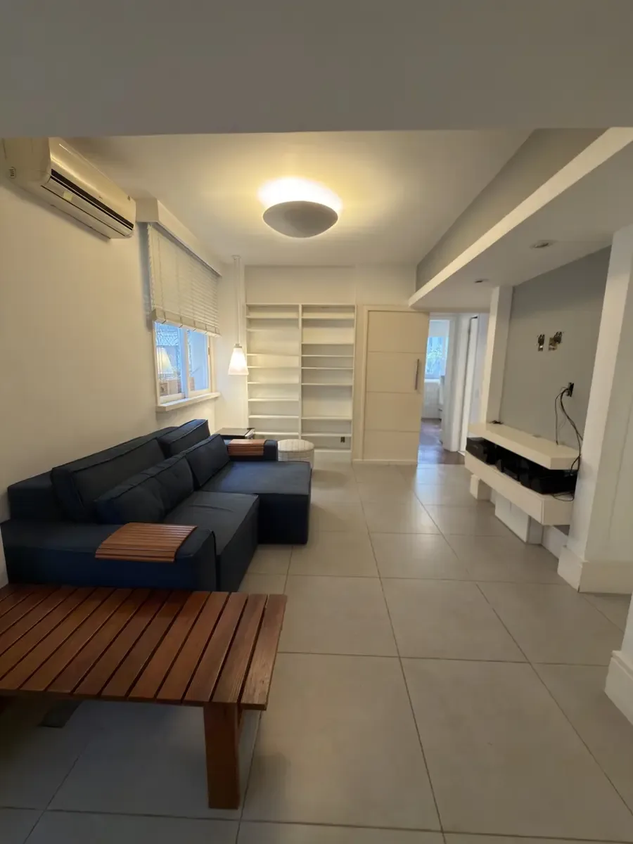 Luxury apartment in Leblon — 100 m², 3 bedrooms, 1 suite — photo 1