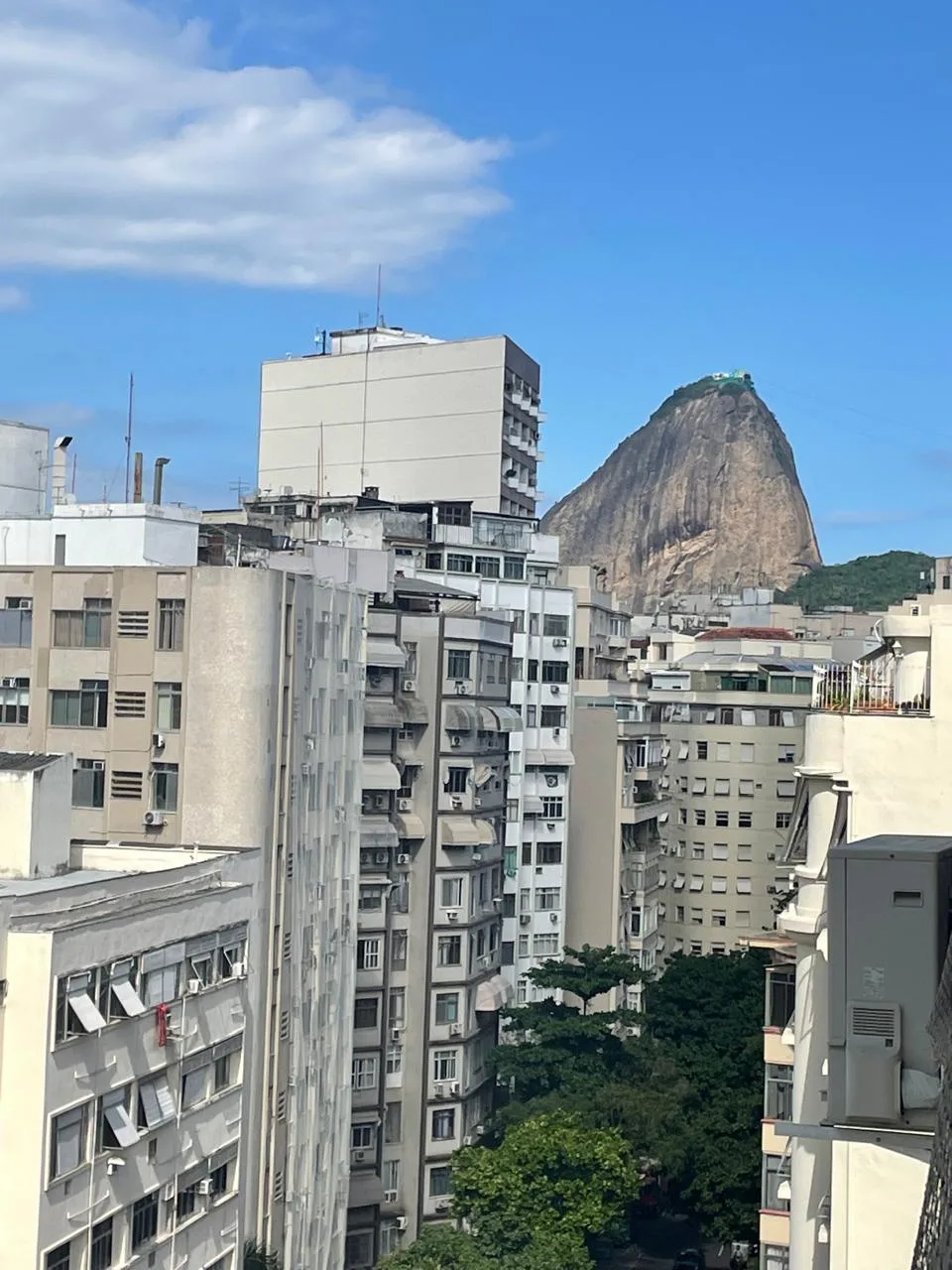 Vista da janela para o Pão de Açúcar